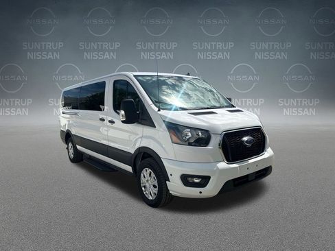 Used 2025 Ford Transit 350 XLT RWD image 40