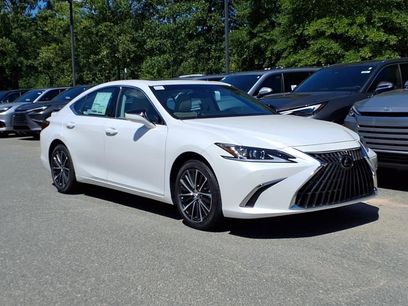 New 2025 Lexus ES 300h w/ Premium Package