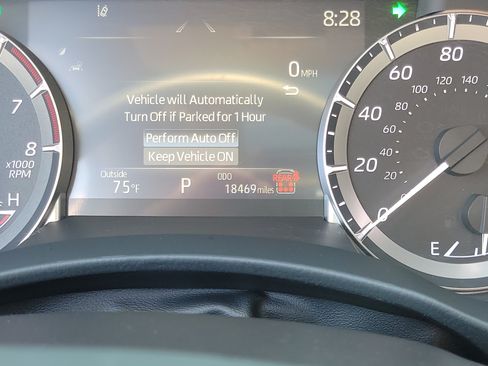 Used 2026 Toyota Highlander XLE AWD/4WD image 25