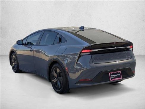 Used 2026 Toyota Prius Plug-In Hybrid image 8