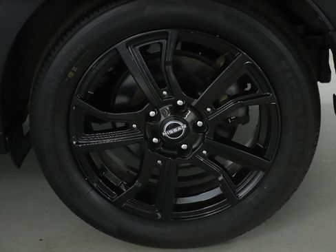 Certified 2023 Nissan Kicks SR FWD image 40