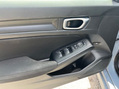 Used 2023 Honda Civic Sport image 17