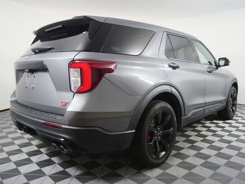Used 2021 Ford Explorer ST w/ Equipment Group 401A image 3