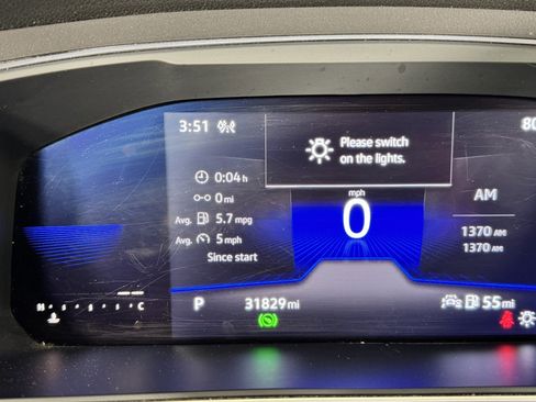 Used 2022 Volkswagen Tiguan SE image 21