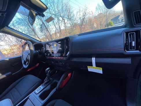 New 2026 Nissan Frontier PRO-4X image 13