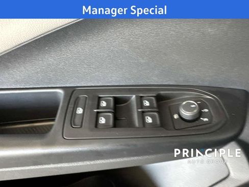 New 2025 Volkswagen Taos SEL AWD/4WD image 25