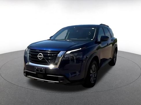 Used 2025 Nissan Pathfinder SV AWD/4WD image 7