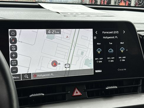 Certified 2024 Kia Sportage EX image 19