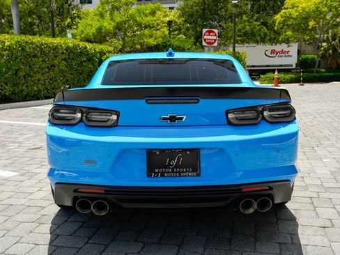 Used 2022 Chevrolet Camaro SS RWD image 22