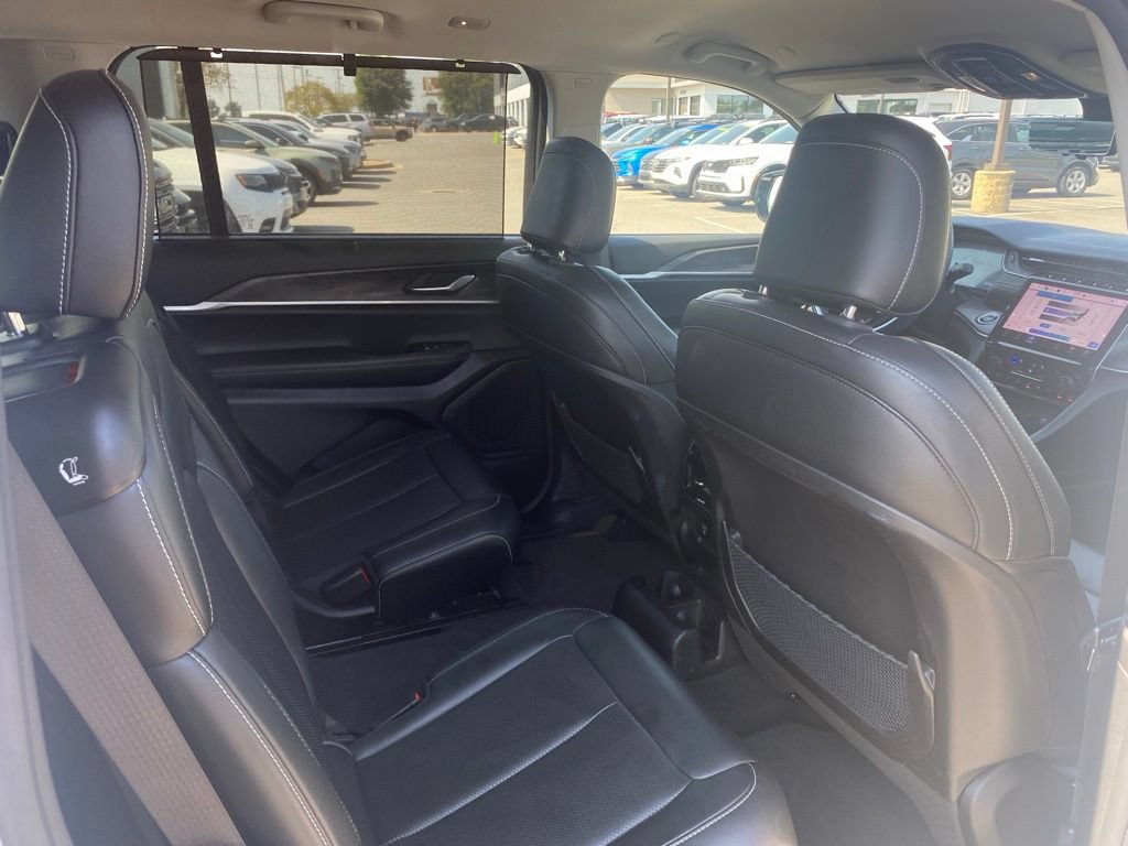 Used 2023 Jeep Grand Cherokee L Limited w/ Luxury Tech Group II AWD/4WD image 33