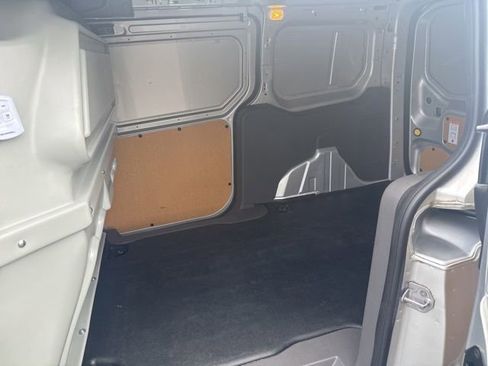 Used 2020 Ford Transit Connect XL image 15