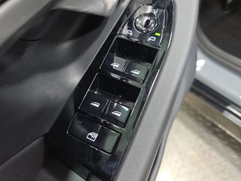 Certified 2026 BMW 530i xDrive w/ M Sport Package image 24