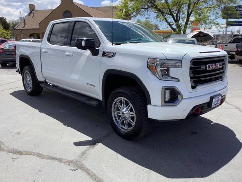 Used 2019 GMC Sierra 1500 AT4 w/ AT4 Premium Package AWD/4WD image 8
