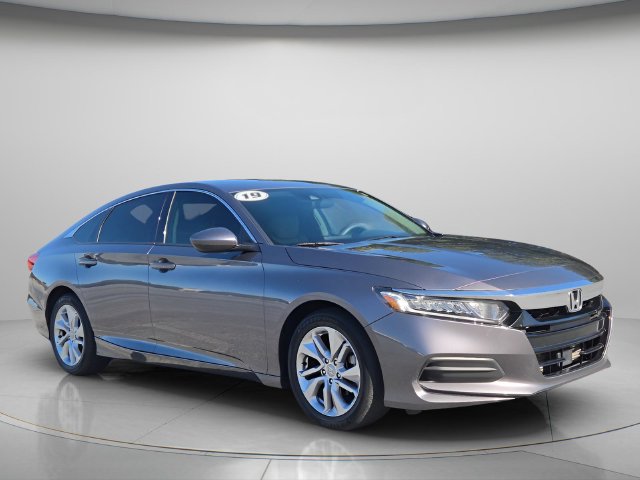 Used 2019 Honda Accord LX image 8