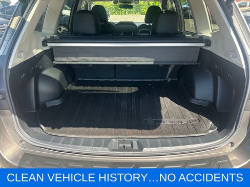 Used 2019 Subaru Forester Premium AWD/4WD image 2