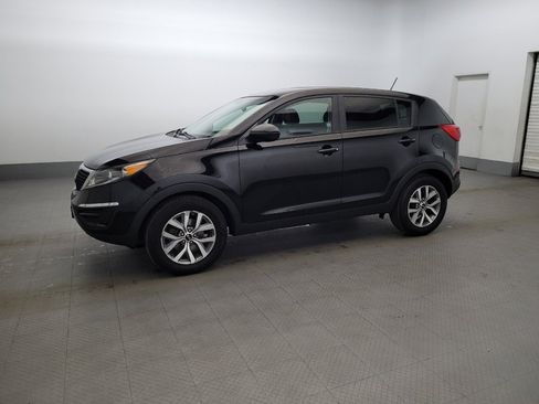 Used 2015 Kia Sportage LX FWD image 2
