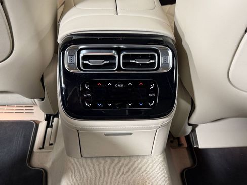 Used 2023 Mercedes-Benz S 580 4MATIC Sedan image 21