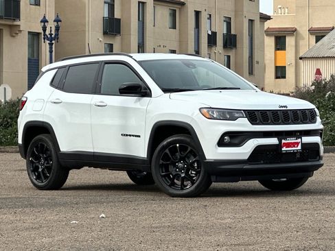 New 2026 Jeep Compass Latitude image 1