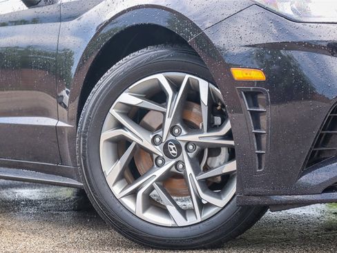 Used 2023 Hyundai Sonata SEL image 2