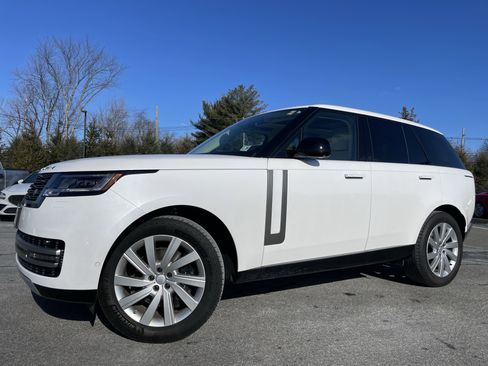 Used 2024 Land Rover Range Rover SE image 35