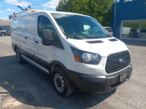 Used 2019 Ford Transit 250 130 Low Roof w/ Interior Upgrade Package RWD image 7
