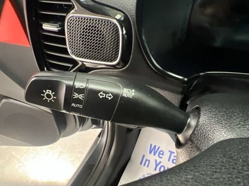 Used 2024 Kia Soul GT-Line FWD image 21