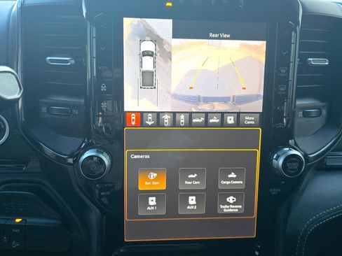 Used 2024 RAM 2500 Limited image 31