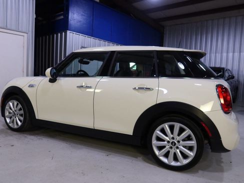 Used 2015 MINI Cooper S image 2