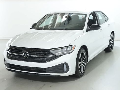 Certified 2024 Volkswagen Jetta Sport FWD image 1
