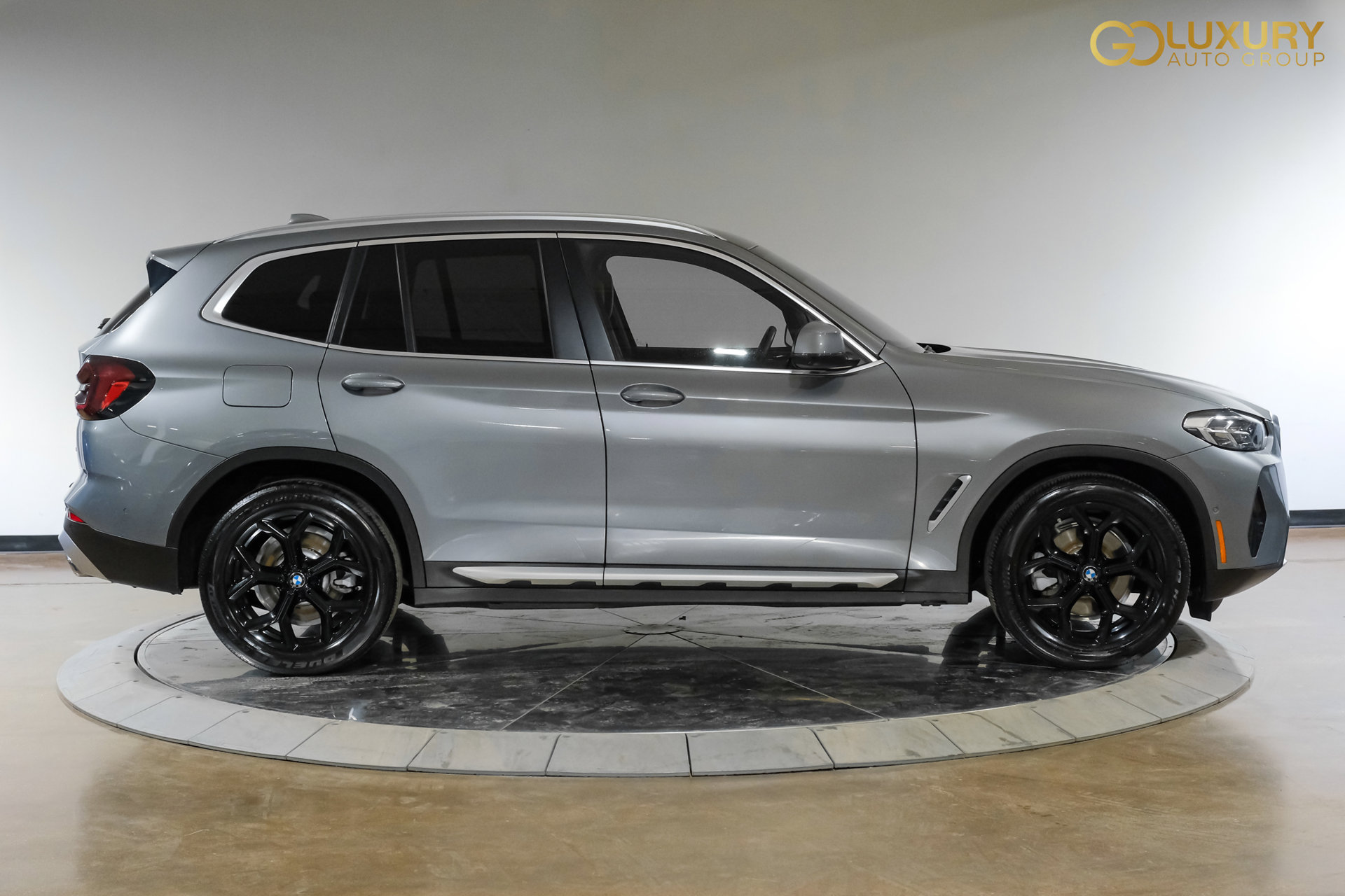 Used 2024 BMW X3 sDrive30i w/ Premium Package RWD image 9
