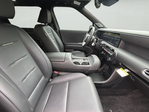 Used 2026 Hyundai Palisade Calligraphy FWD image 41