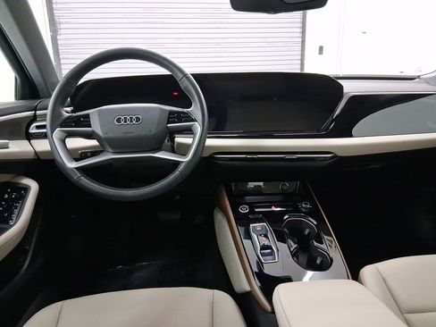 Used 2025 Audi A5 2.0T Premium Plus w/ Premium Plus image 4