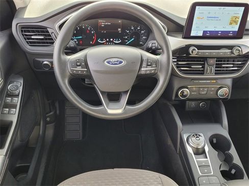 Certified 2021 Ford Escape SE image 10
