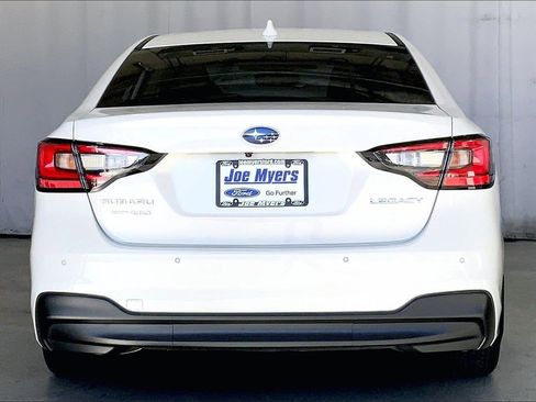 Used 2024 Subaru Legacy Limited image 3
