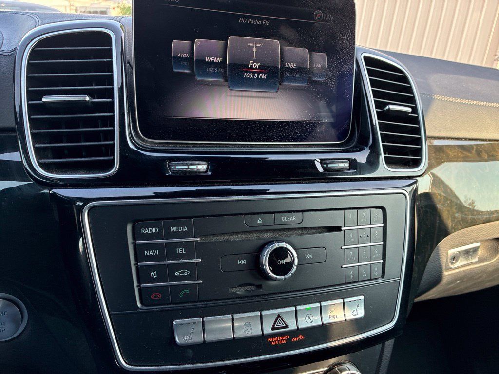 Used 2018 Mercedes-Benz GLS 450 4MATIC image 32