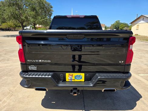 Used 2021 Chevrolet Silverado 1500 LT Trail Boss image 7