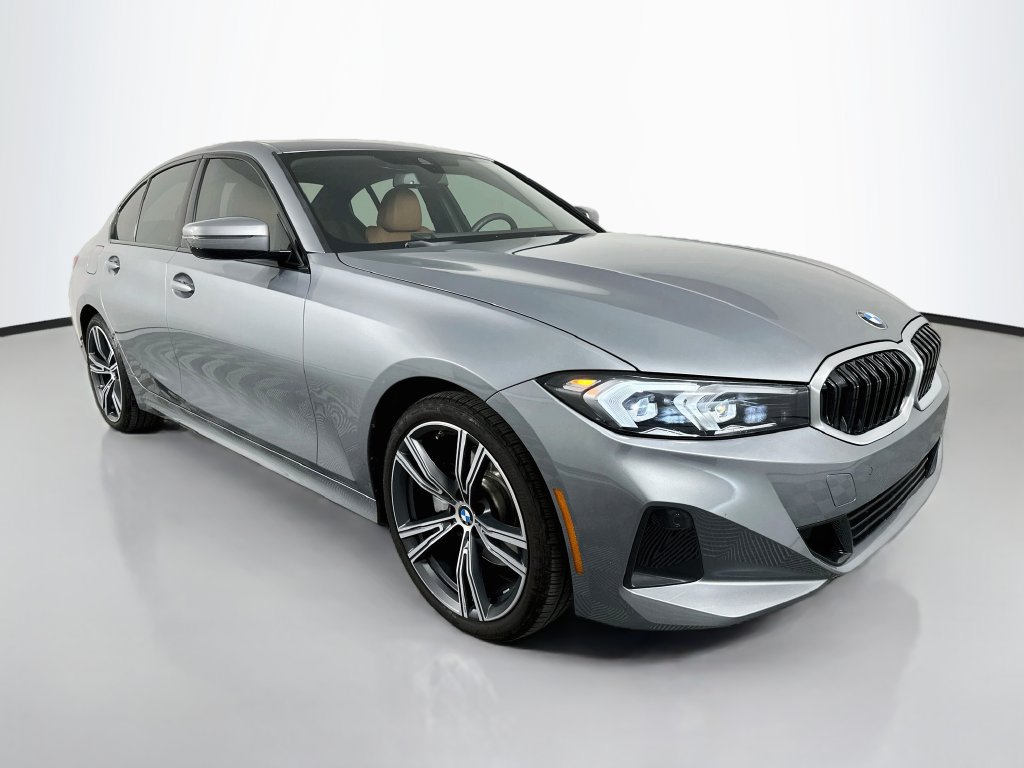 Used 2023 BMW 330i Sedan w/ Premium Package RWD image 3