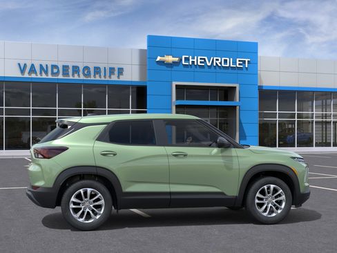 New 2026 Chevrolet TrailBlazer LS w/ LS Convenience Package FWD image 5