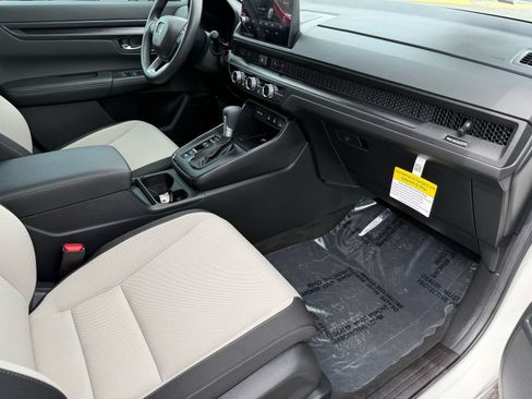 Certified 2026 Honda CR-V LX image 31