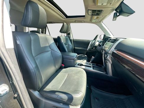 Used 2022 Toyota 4Runner Limited image 26