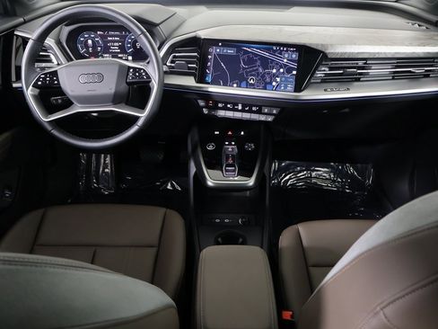 Used 2024 Audi Q4 e-tron Premium Plus image 28