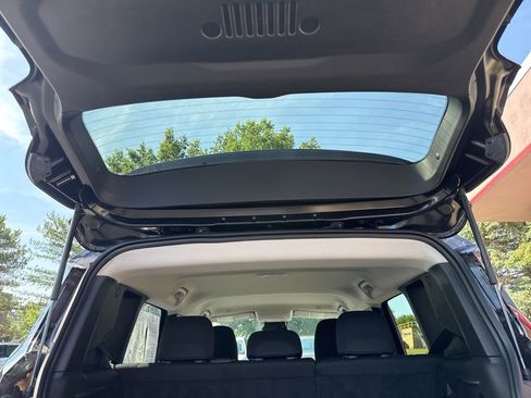 Used 2023 Jeep Renegade Trailhawk image 53