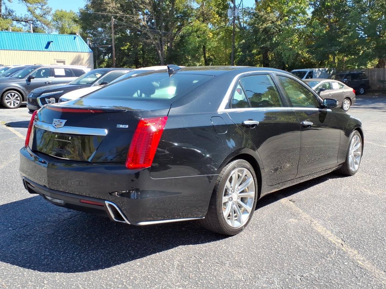 Used 2017 Cadillac CTS Luxury RWD image 3