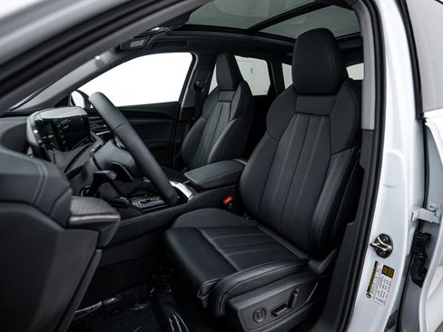 New 2025 Audi Q5 Premium Plus image 15