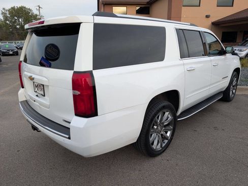 Used 2018 Chevrolet Suburban Premier image 9