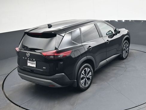 Used 2023 Nissan Rogue SV image 29