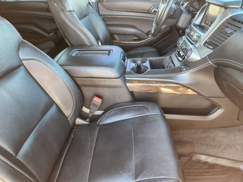 Used 2015 Chevrolet Tahoe LT w/ Luxury Package AWD/4WD image 15