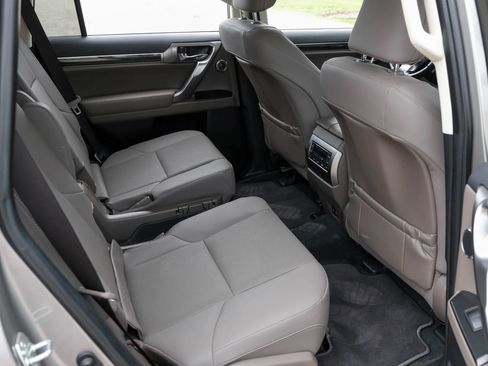 Used 2022 Lexus GX 460 Premium AWD/4WD image 35