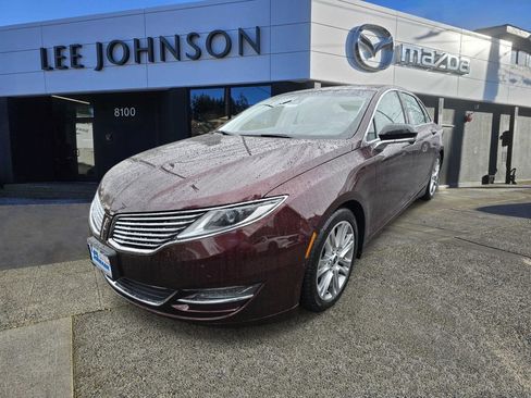 Used 2013 Lincoln MKZ Hybrid image 3