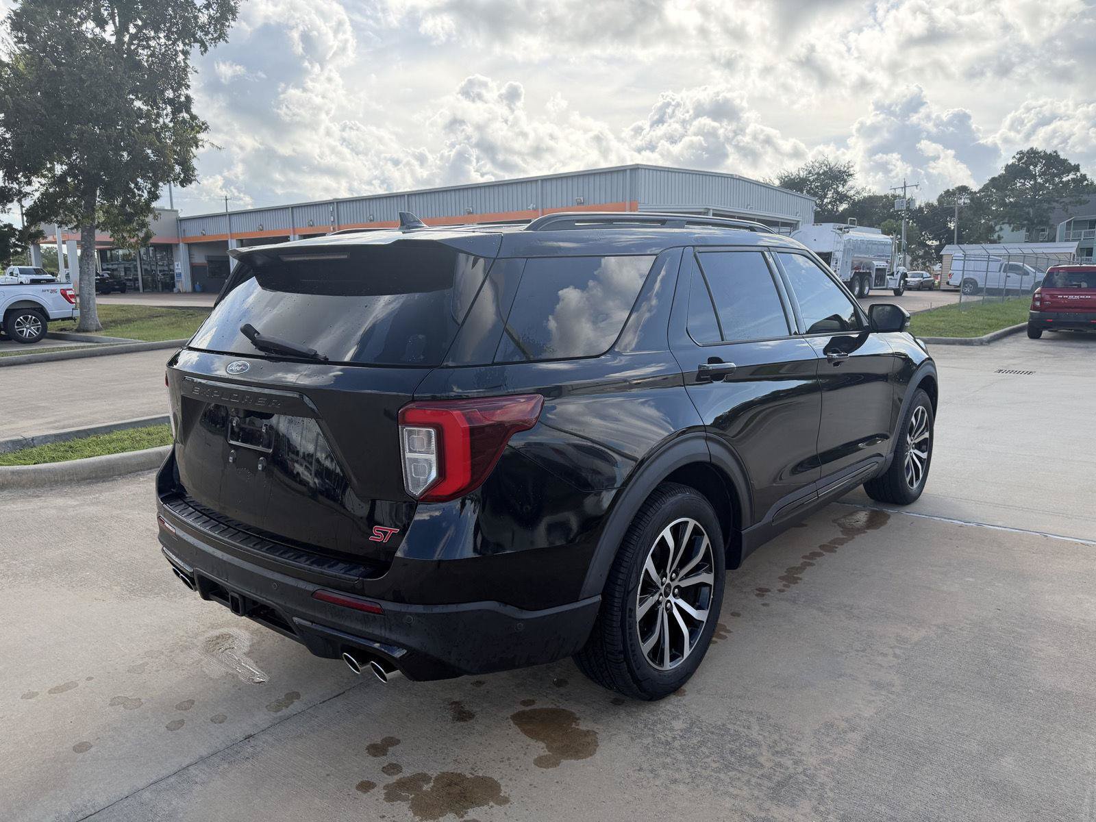 Used 2020 Ford Explorer ST AWD/4WD image 8